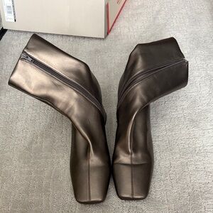 Jeffery Campbell heeled boot